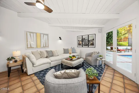 $2,750,000 | 1948 Ravista Lane, La Canada Flintridge, CA 91011