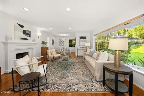 $2,750,000 | 1948 Ravista Lane, La Canada Flintridge, CA 91011