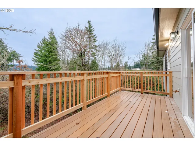 $339,900 | 1423 45th Avenue, Sweet Home, OR 97386