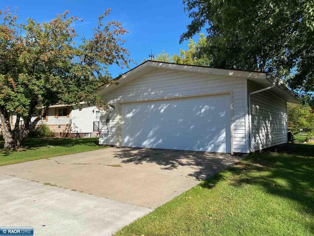 505 North 4th St Street Biwabik, MN 55708 - Photo 3 of 26