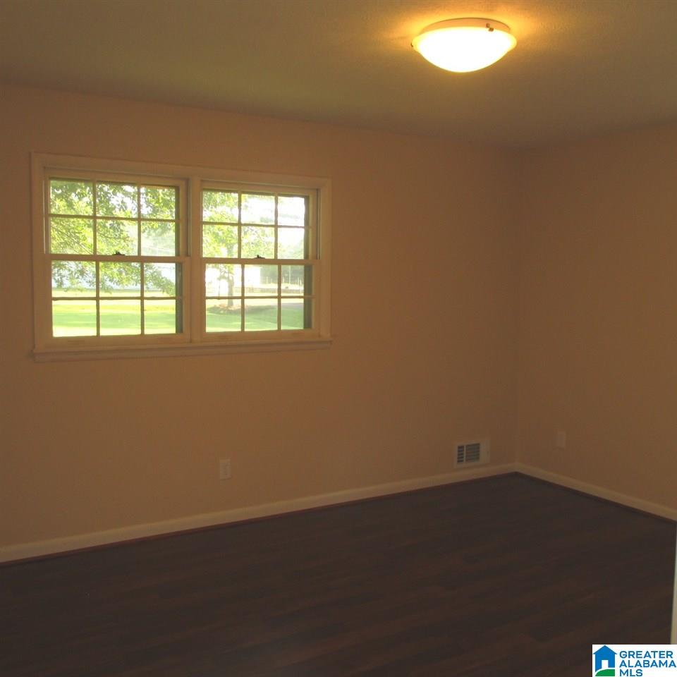 220 20th Street Oneonta, AL 35121 - Photo 5 of 20
