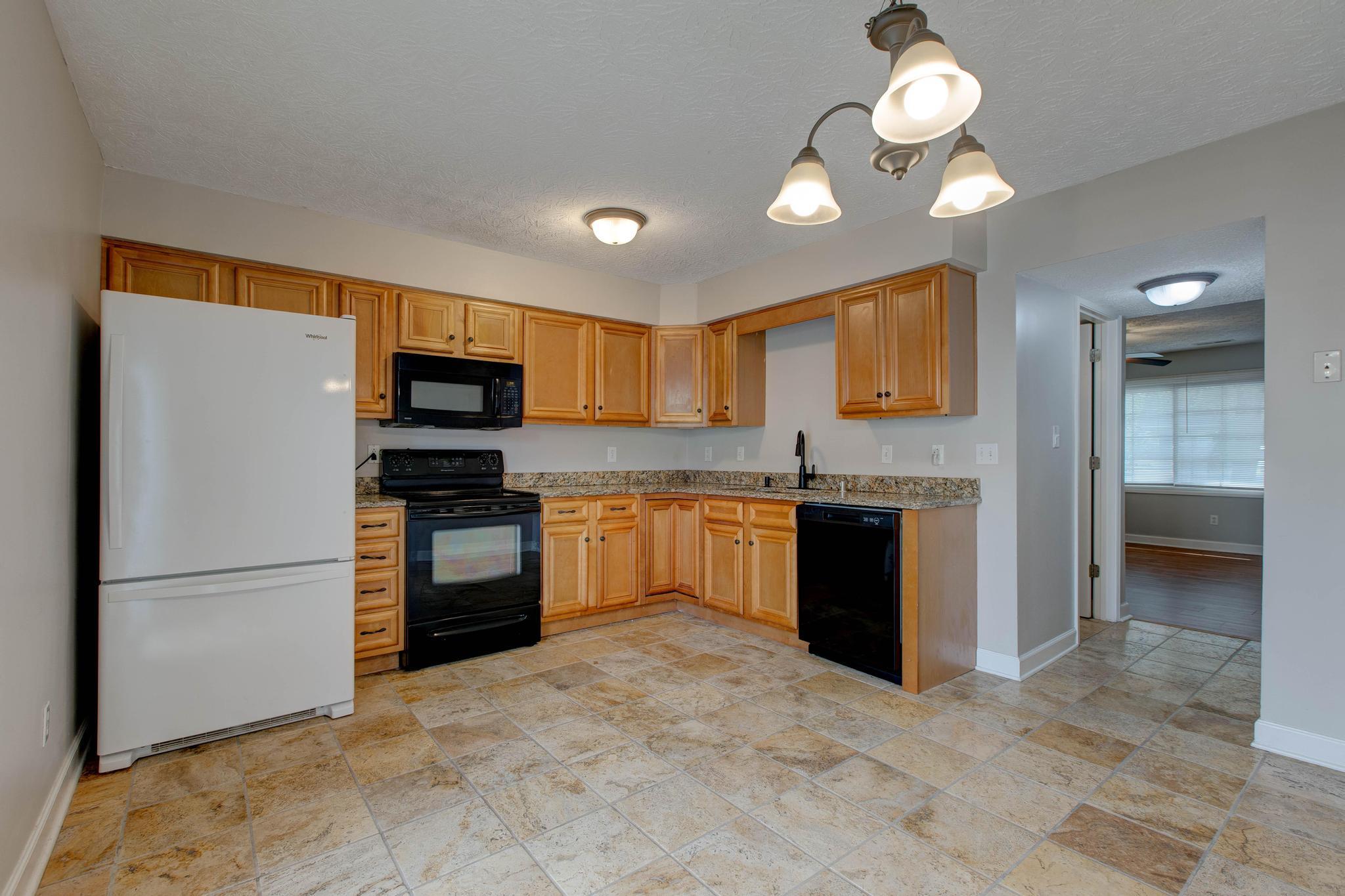 212 Regency Point Path Lexington, KY 40503 - Photo 10 of 20 PWM28682_3_4