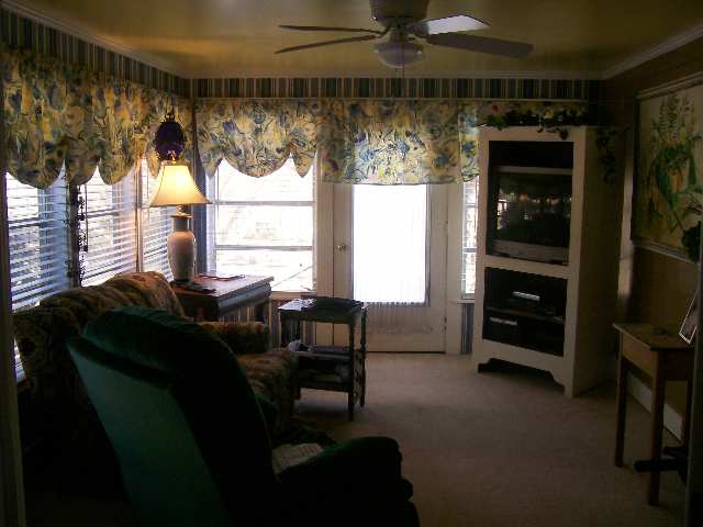 935 Tanner Road Greenville, SC 29607 - Photo 8 of 9