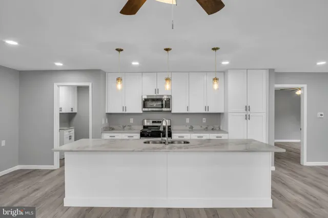 $3,000 | 1500 Embassy Drive, Unit A, Harrisburg, PA 17109