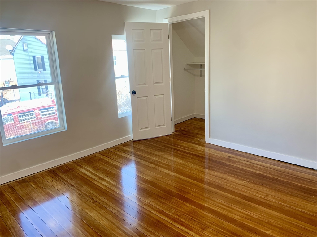 81 James Street Springfield, MA 01105 - Photo 20 of 25