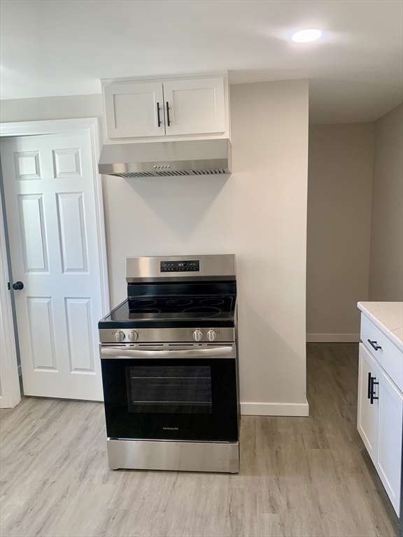 81 James Street Springfield, MA 01105 - Photo 8 of 25