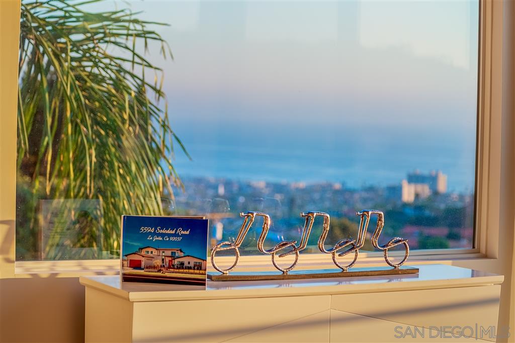 5594 Soledad Road La Jolla, CA 92037 - Photo 8 of 25
