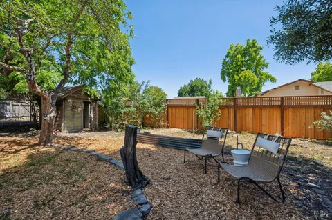 $1,495,000 | 17 10th Street, Petaluma, CA 94952