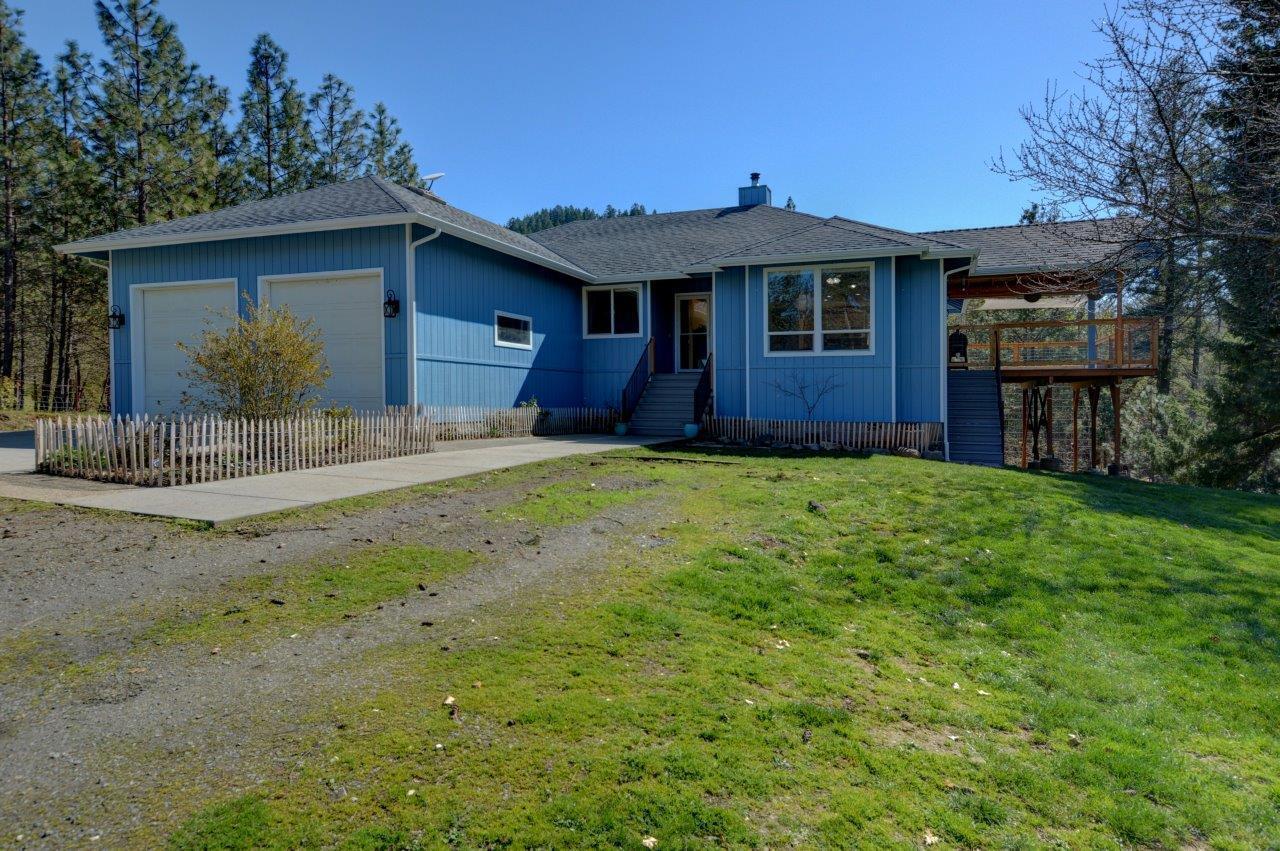 2681 Robertson Bridge Road Grants Pass, OR 97526 - Photo 40 of 42 DSC_7002_3_4