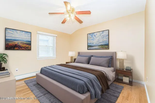 $1,350,000 | 39 Selkirk Street | Rossville