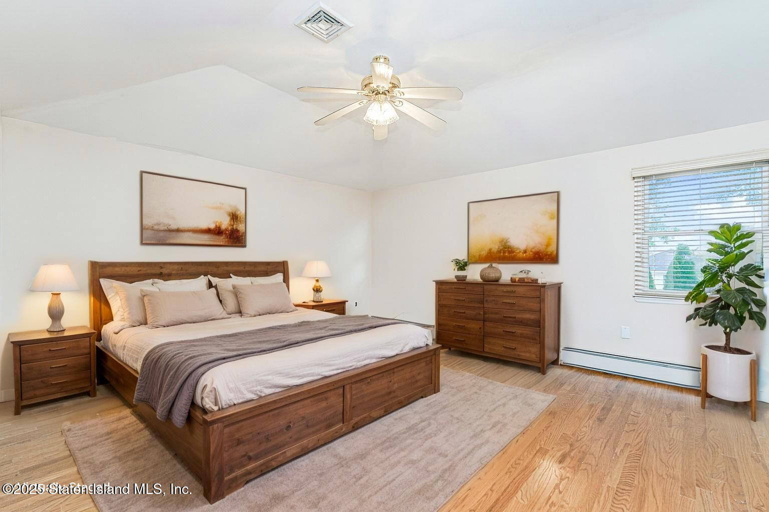 39 Selkirk Street Staten Island, NY 10309 - Photo 32 of 39 Photo Mar 20 2018, 12 06 02 AM