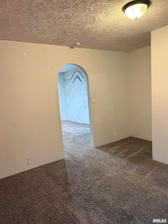 $130,000 | 808 South Victor Street, Christopher, IL 62822