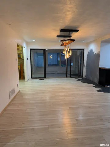 $150,000 | 808 South Victor Street, Christopher, IL 62822