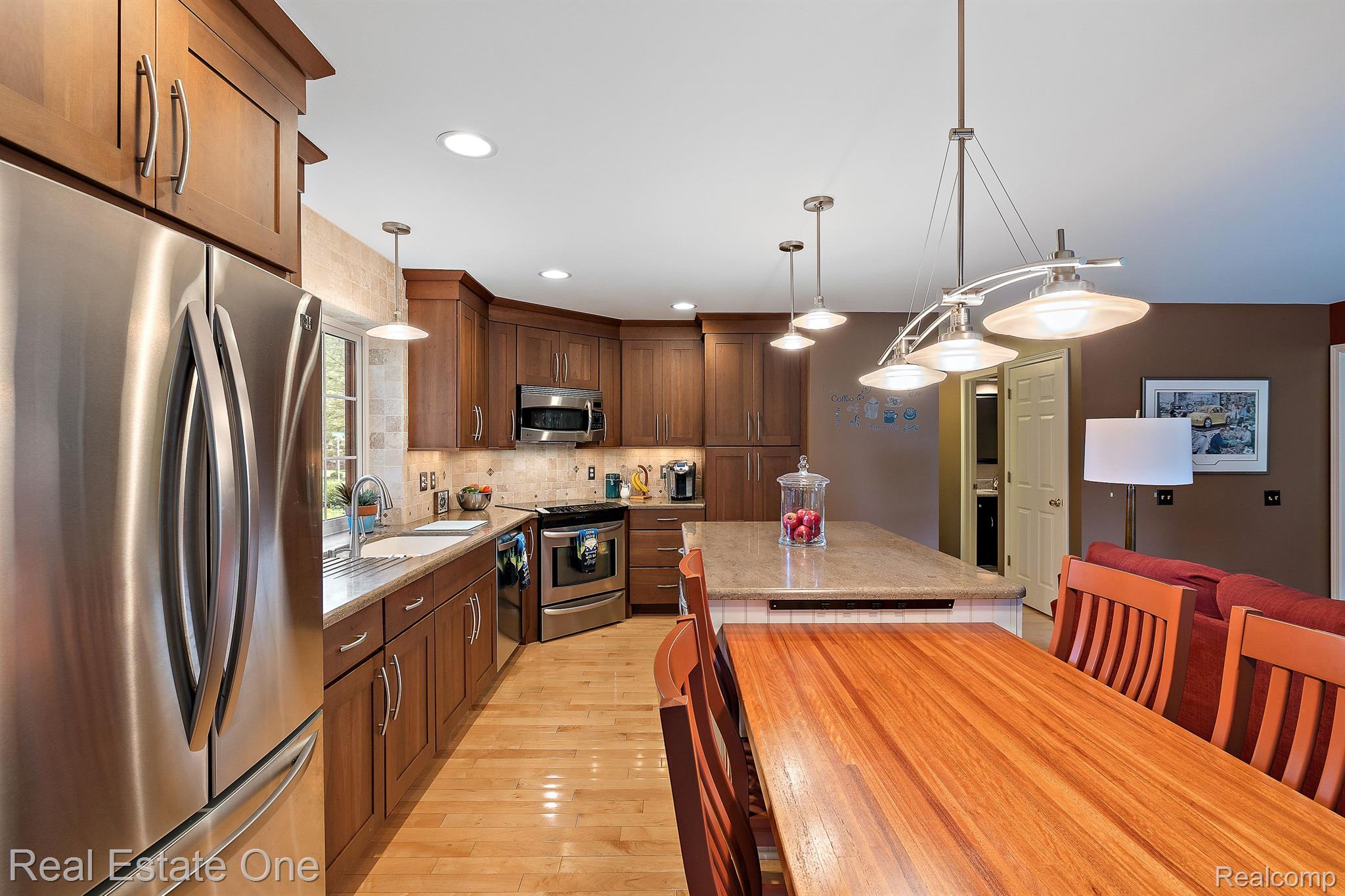 1272 Thames Drive Rochester, MI 48307 - Photo 14 of 37 Gallery Image 14