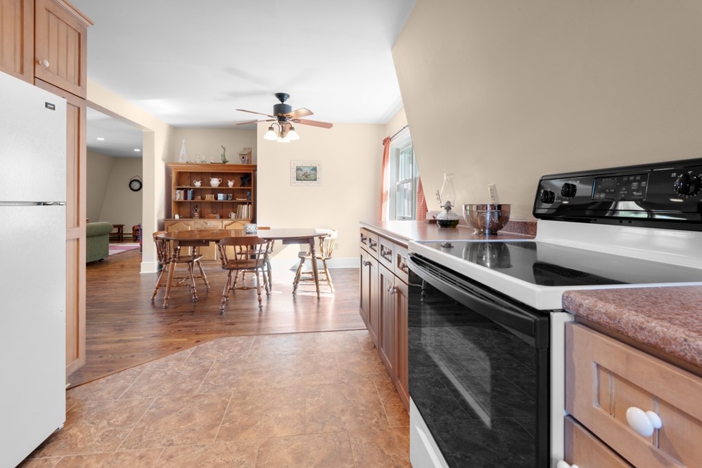 8805 West Meadow Road Fish Creek, WI 54212 - Photo 15 of 24 Gallery Image 15