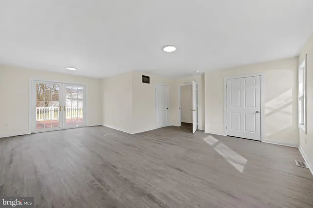 $369,900 | 1615 Ellis Avenue, Clementon, NJ 08021