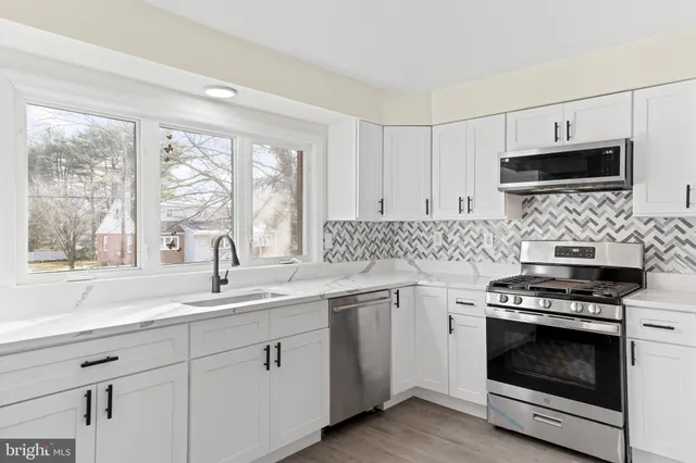 $369,900 | 1615 Ellis Avenue, Clementon, NJ 08021