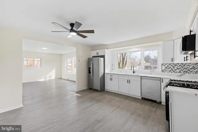 $369,900 | 1615 Ellis Avenue, Clementon, NJ 08021