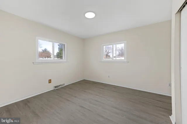 $369,900 | 1615 Ellis Avenue, Clementon, NJ 08021