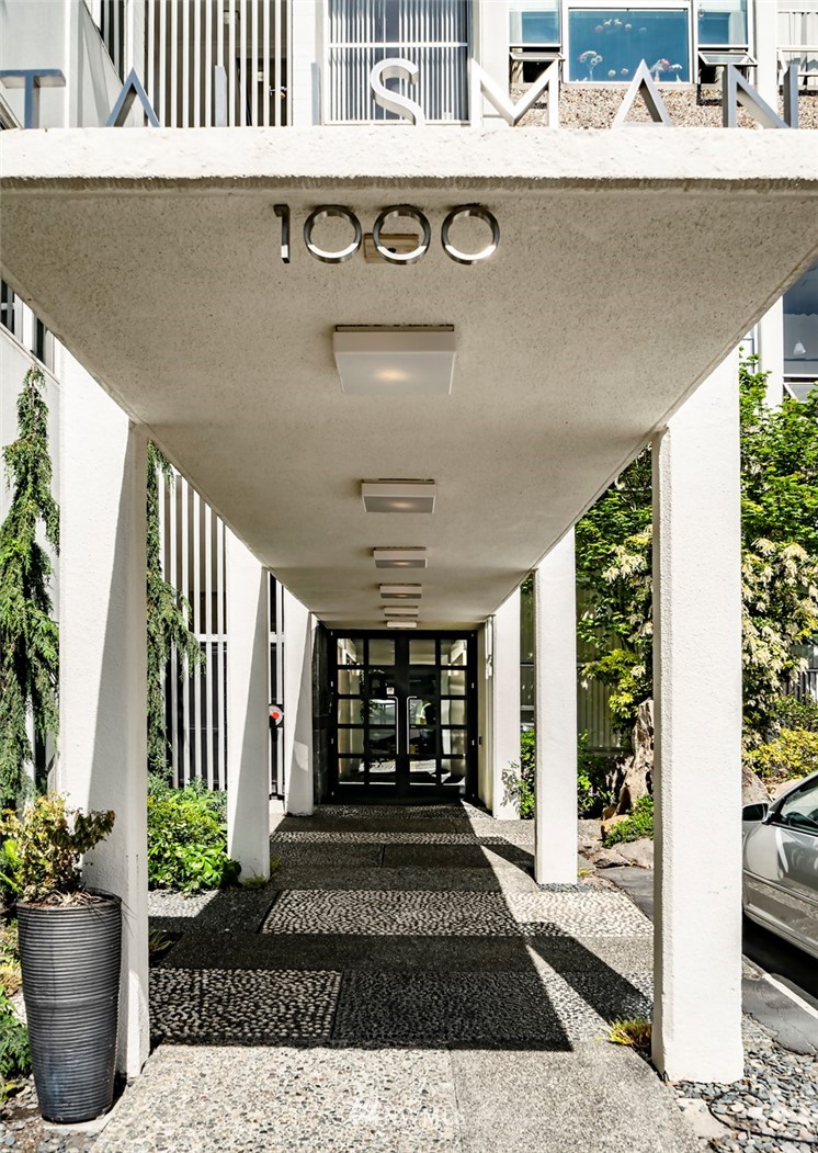 1000 Union Street, Unit 209 Seattle, WA 98101 - Photo 19 of 21