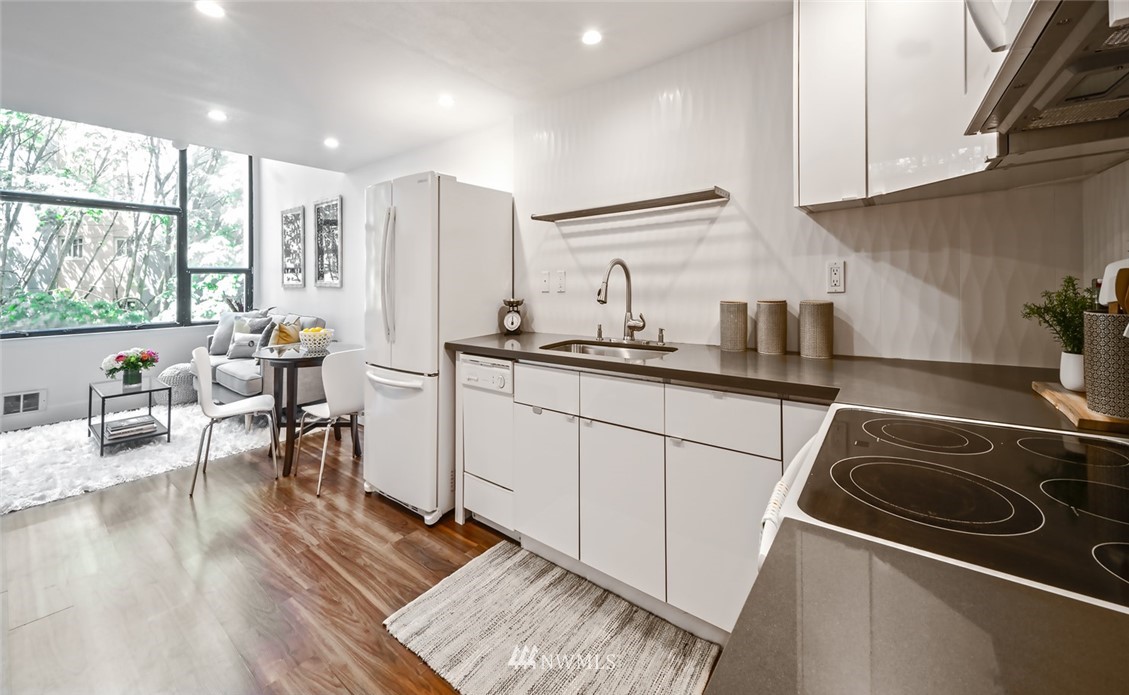 1000 Union Street, Unit 209 Seattle, WA 98101 - Photo 6 of 21