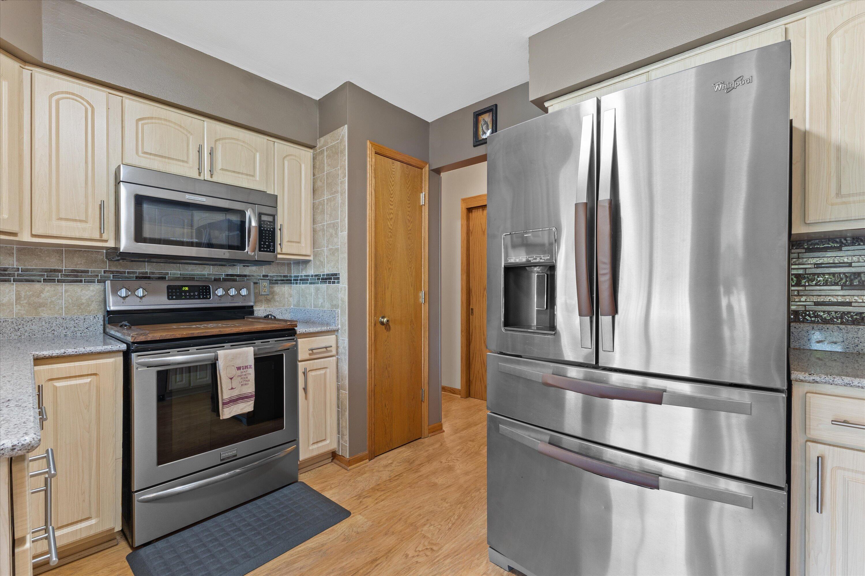 6620 Ranger Drive Mount Pleasant, WI 53406 - Photo 21 of 41 Stainless appliances