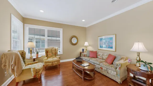 $599,900 | 4282 Berkshire Road Southwest, Rochester, MN 55902