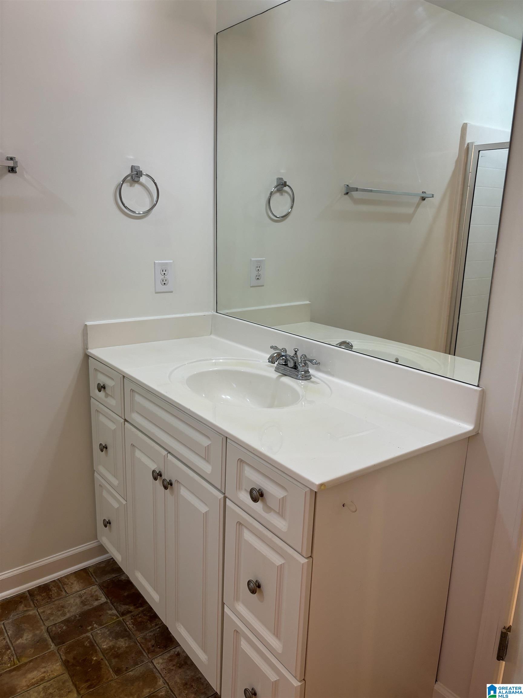 1041 Emerald Ridge Drive Calera, AL 35040 - Photo 14 of 26