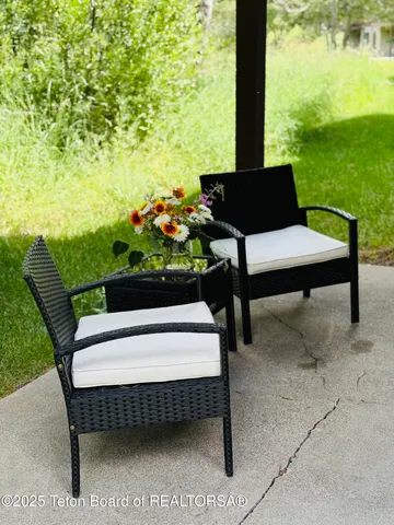 $945,000 | 3665 Teton Drive, Unit 611, Wilson, WY 83014