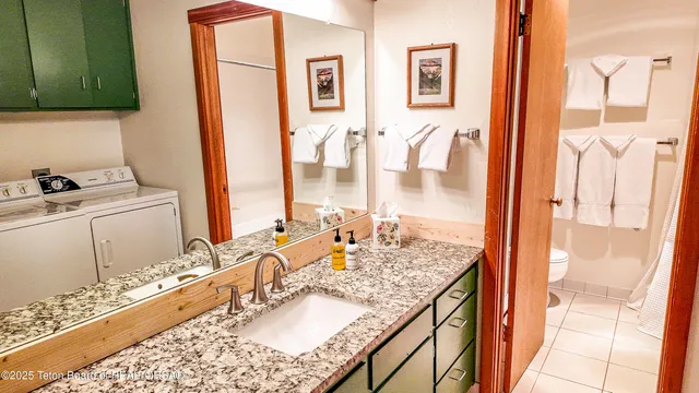 $945,000 | 3665 Teton Drive, Unit 611, Wilson, WY 83014