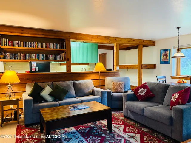 $945,000 | 3665 Teton Drive, Unit 611, Wilson, WY 83014