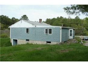 42 Bartlett Road Kittery, ME 03905 - Photo 3 of 8 Gallery Image 3