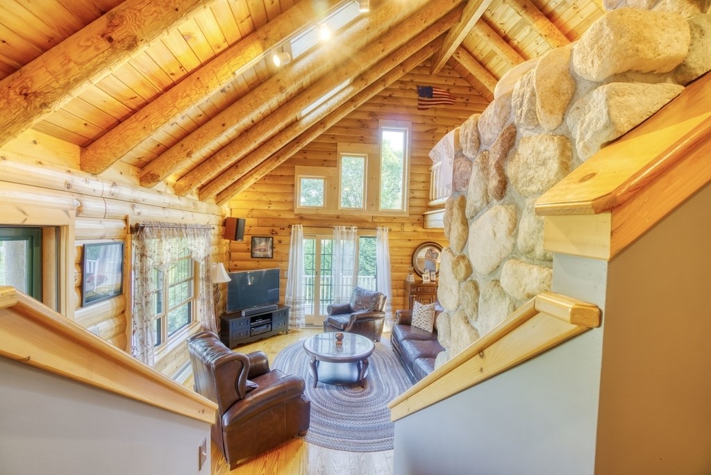 81 Stafford Road Tiverton, RI 02878 - Photo 19 of 37 Gallery Image 19