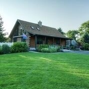 81 Stafford Road Tiverton, RI 02878 - Photo 2 of 37 Gallery Image 2