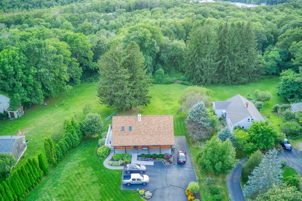 81 Stafford Road Tiverton, RI 02878 - Photo 36 of 37 Gallery Image 36