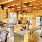 81 Stafford Road Tiverton, RI 02878 - Photo 10 of 37 Gallery Image 10