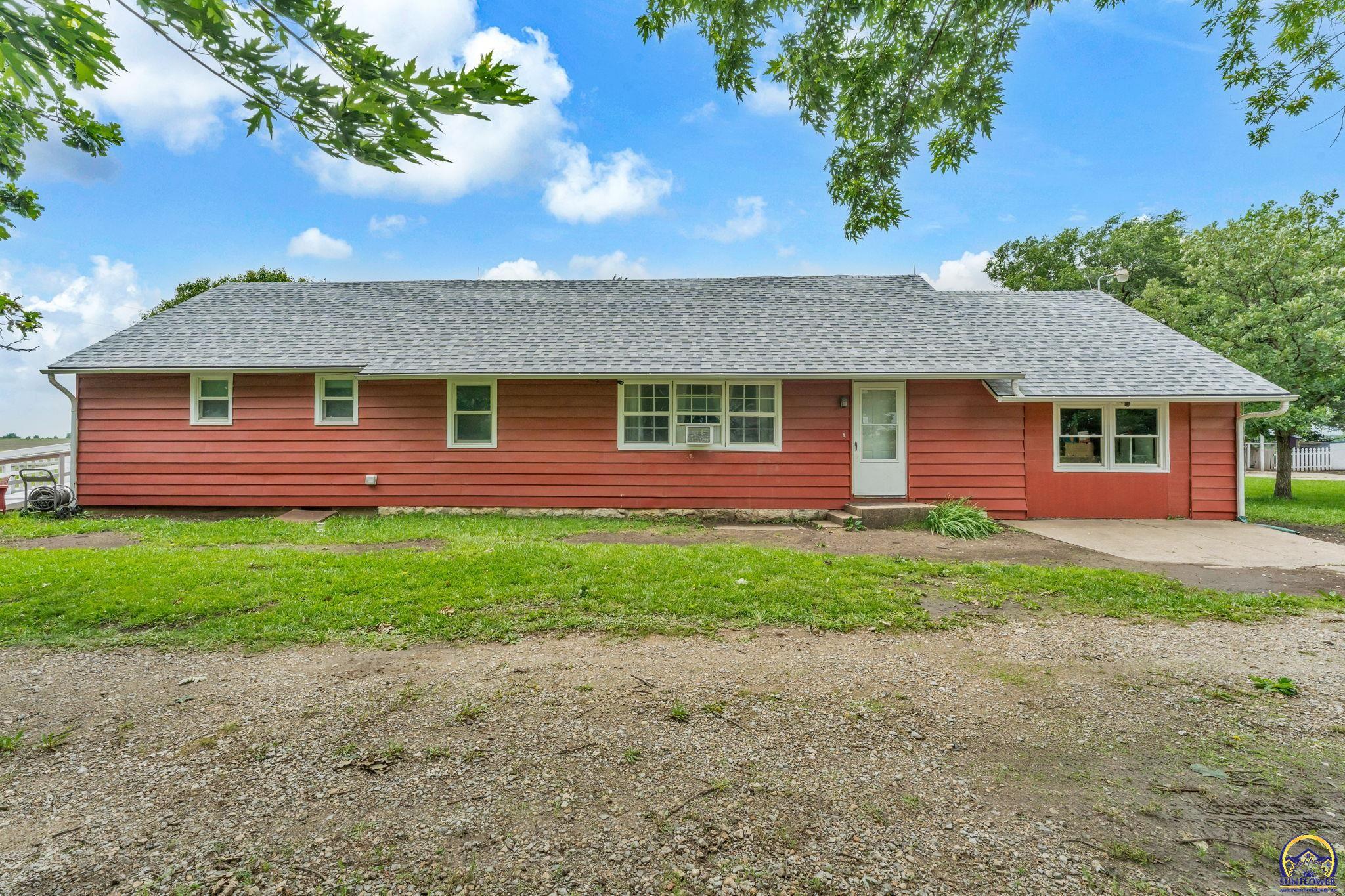3184 158th Road Delia, KS 66418 - Photo 9 of 50