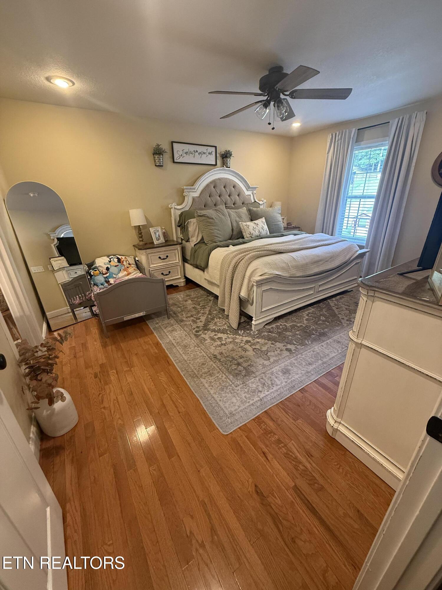 97 Joe E Dell Road Pineville, KY 40977 - Photo 7 of 11 08809313-50BE-4B4A-9CC1-A6F7A73D4BB4