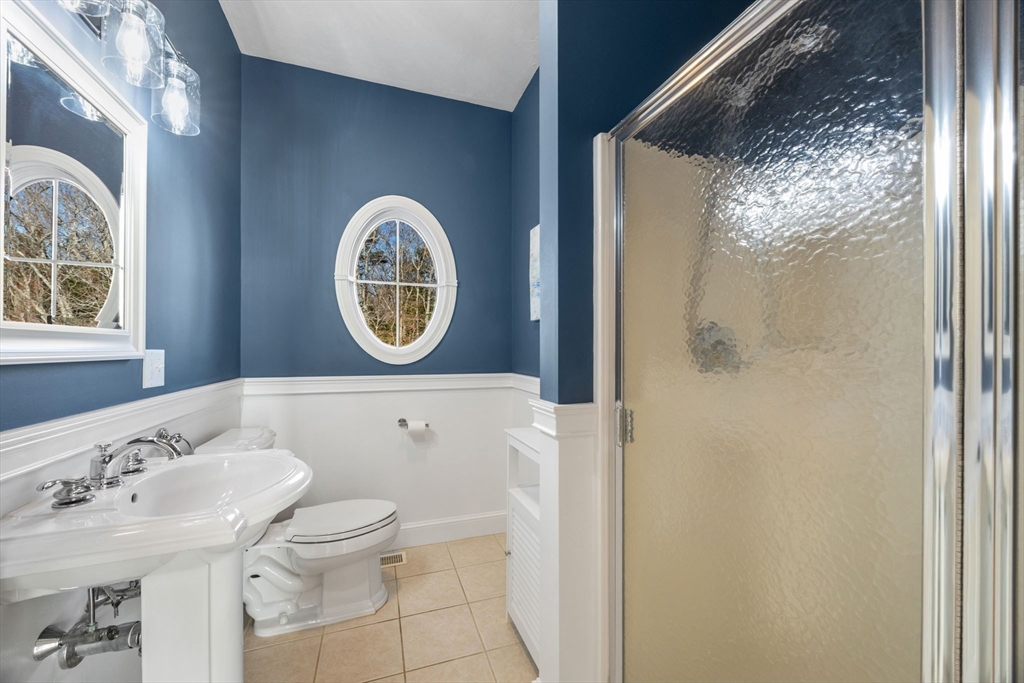 318 Center Hill Road Plymouth, MA 02360 - Photo 29 of 42