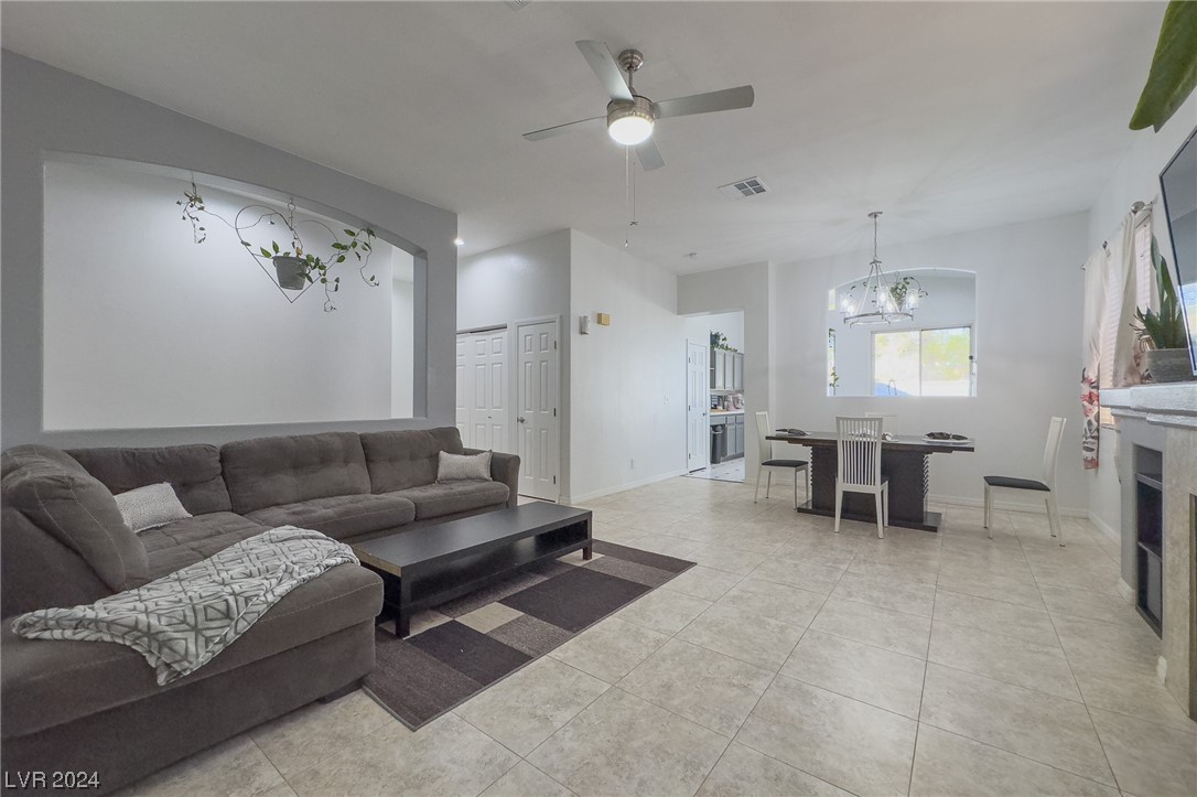 1902 Thunder Ridge Circle Henderson, NV 89012 - Photo 2 of 25