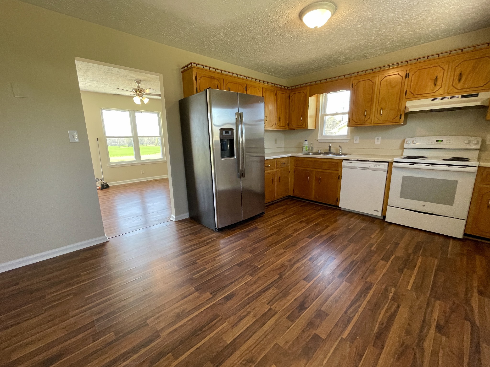 310 Hugh Hunter Road Oak Grove, KY 42262 - Photo 6 of 17 Gallery Image 6