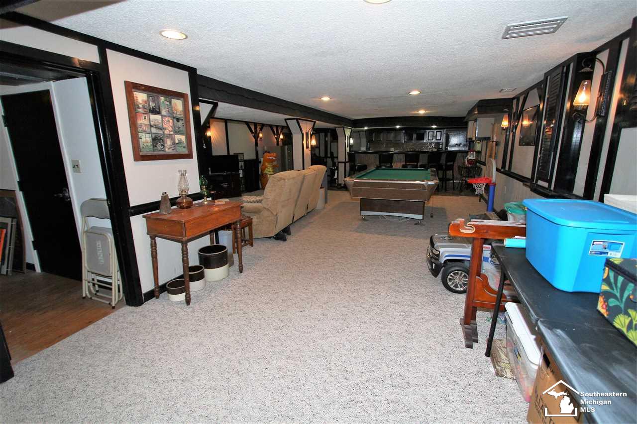 28375 Waltz Road New Boston, MI 48164 - Photo 40 of 46 50044486-39.JPG