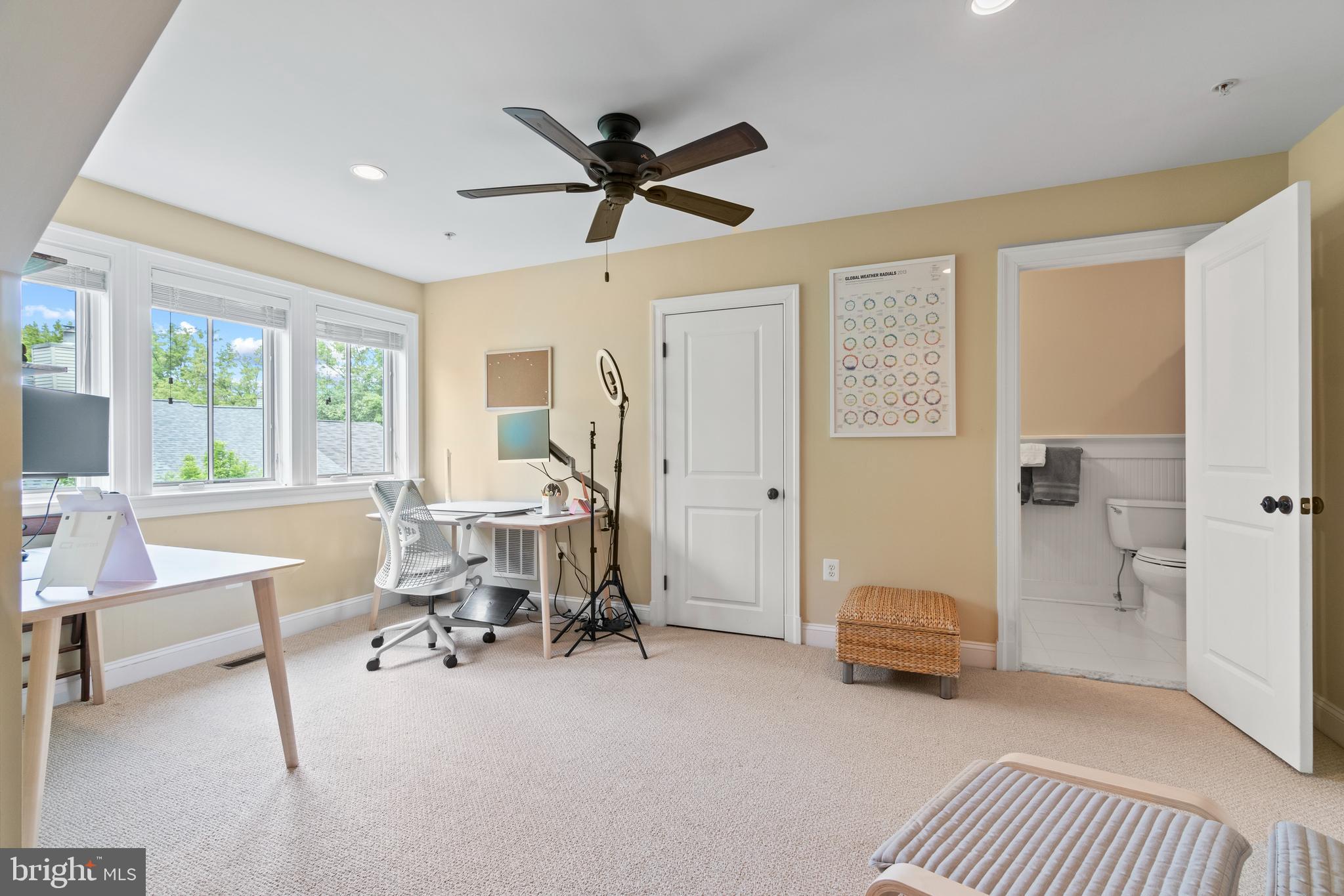 8916 Courts Way Silver Spring, MD 20910 - Photo 26 of 37