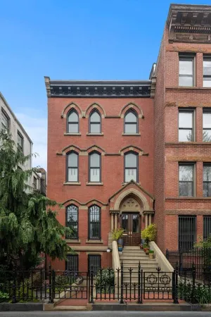 $6,750,000 | 7 Saint Marks Avenue | Park Slope