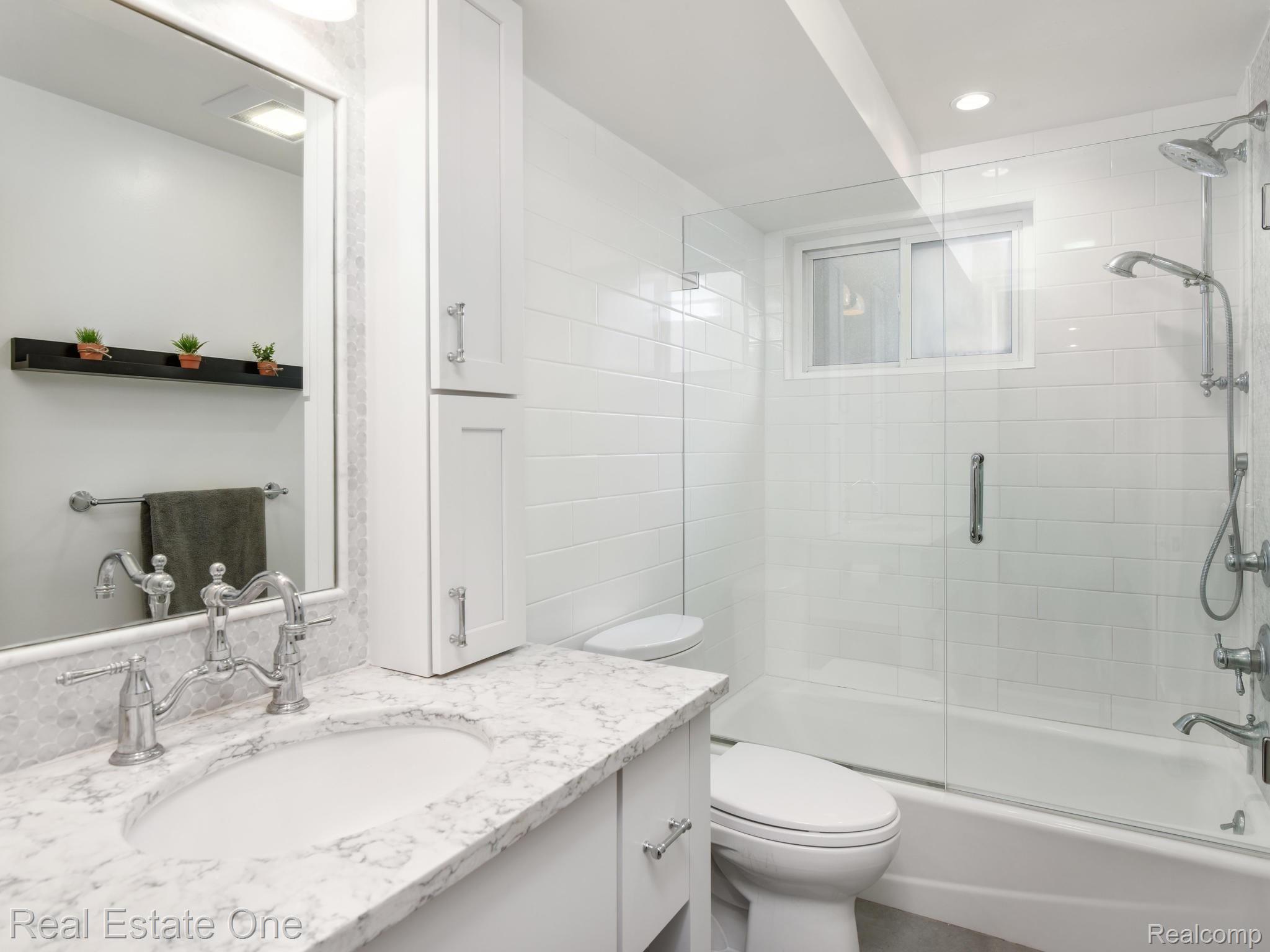 1347 Oak Street Rochester, MI 48307 - Photo 21 of 30 1347 Oak St Rochester MI 48307-017-018-1347 North Oak Street-MLS_Size.jpg