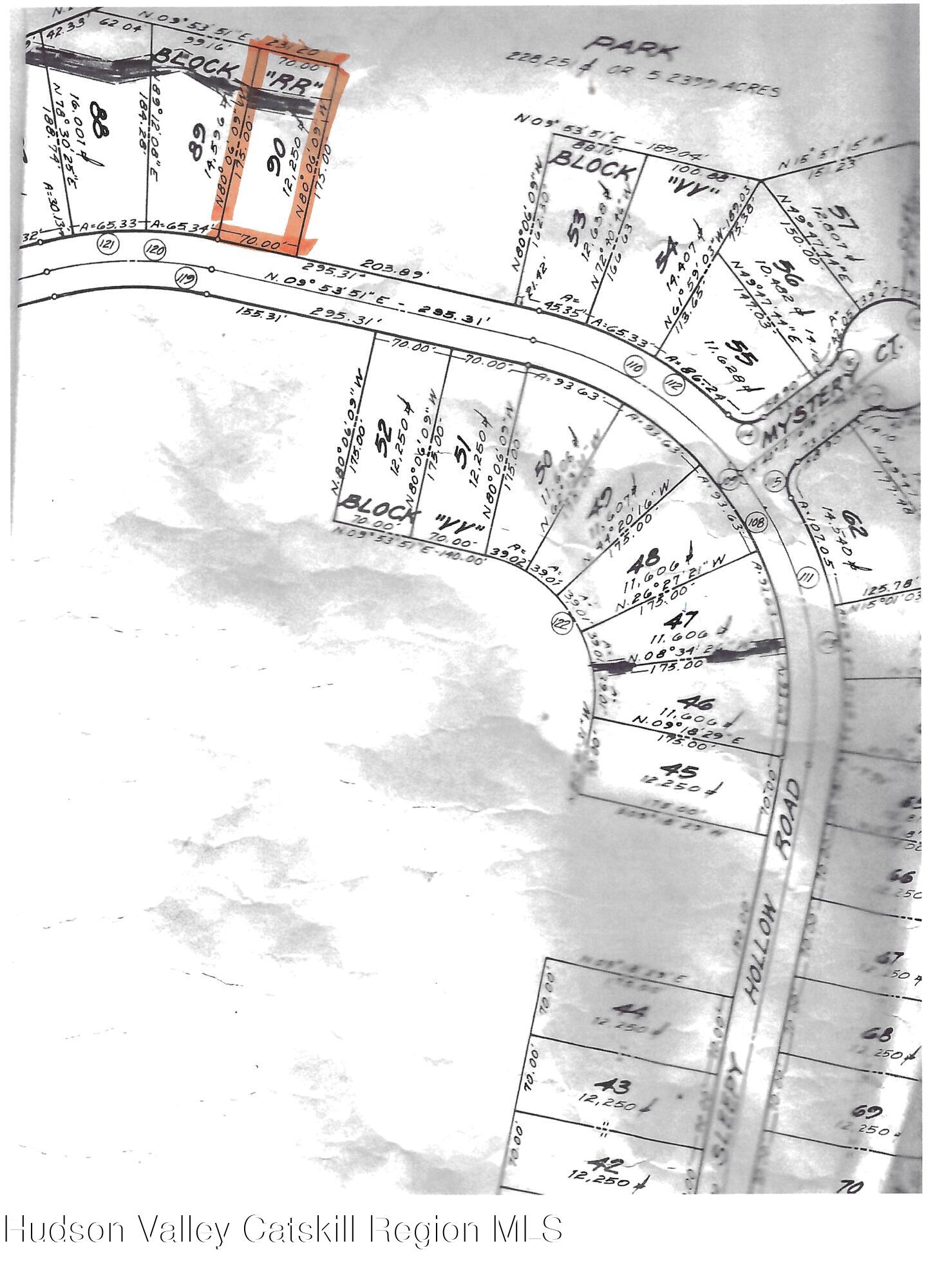 a black and white photo of a painting