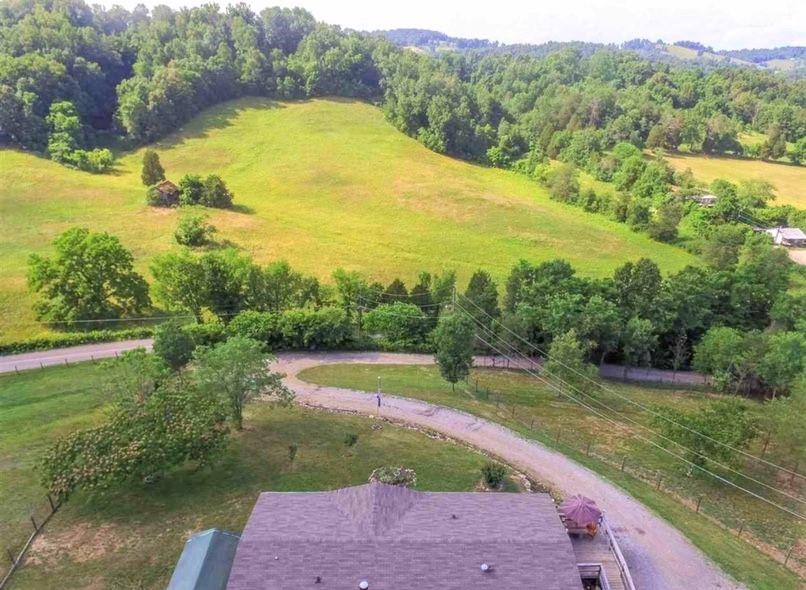 676 Possum Valley Road Maynardville, TN 37807 - Photo 13 of 17 IMG_7539 (2)