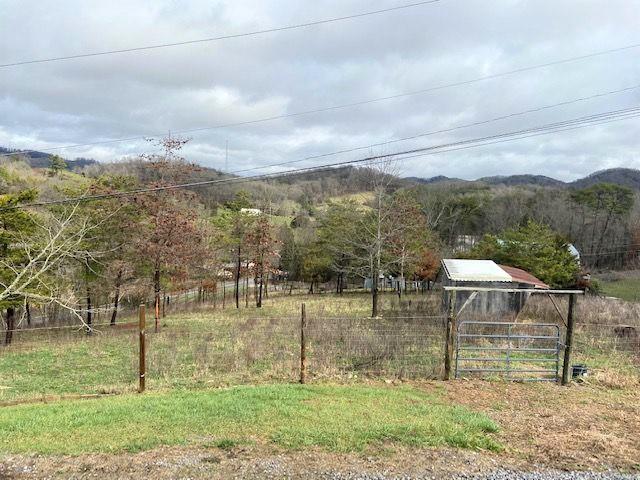 676 Possum Valley Road Maynardville, TN 37807 - Photo 15 of 17 IMG_7599 (2)