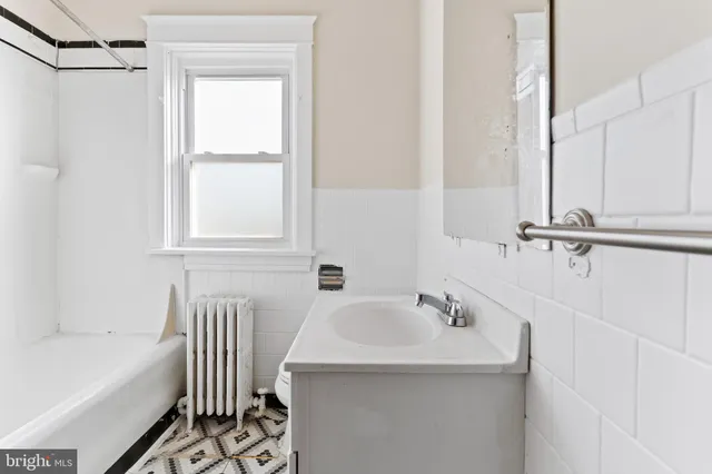 $184,900 | 1424 Market Street, Camp Hill, PA 17011