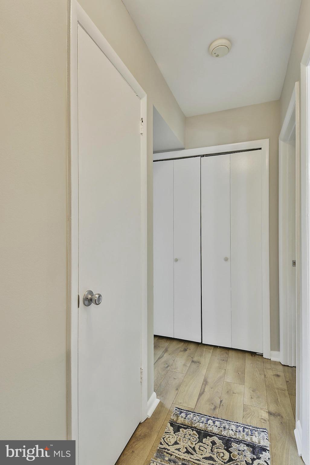 11614 Vantage Hill Road, Unit 22B Reston, VA 20190 - Photo 11 of 30 Hallway